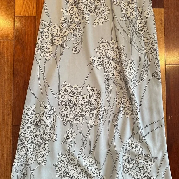 Max Studio Gray Floral Maxi Dress - Picture 3 of 6